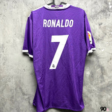 將圖片載入圖庫檢視器 2016-17 皇家馬德里｜作客｜更衣室球員版｜#7 C朗拿度｜西甲 Full Set｜95% New｜Size 8｜2016-17 Real Madrid Away #7 Ronaldo La Liga Version Player Issue  ( Size 8 )
