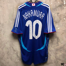 Load image into Gallery viewer, 《 拍賣貨品 》2006-07 日本｜主場｜#10 中村俊輔｜95% New ( JP2XO )
