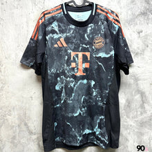Load image into Gallery viewer, 2024-25 拜仁慕尼黑｜作客｜BNWT｜2024-25 Bayern Munich Away ( Multiple Sizes )
