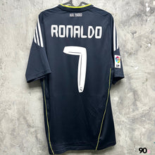 將圖片載入圖庫檢視器 2020-21 皇家馬德里｜作客｜#7 C朗拿度｜西甲 Full Set｜85% New｜M｜2020-21 Real Madrid Away #7 Ronaldo La Liga Version ( M )
