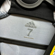 Load image into Gallery viewer, 2023-24 祖雲達斯｜主場｜#9 拉賀域｜意甲 Full Set｜更衣室球員版｜90% New｜Size 7｜2023-24 Juventus Home #9 Vlahovic Serie A Version Player Issue ( Size 7 )
