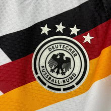 將圖片載入圖庫檢視器 2026-27 德國｜主場長袖｜球員版｜BNWT｜2026-27 Germany Home L/S authentic World Cup 2026 ( Multiple Sizes )
