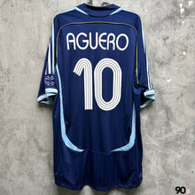 Load image into Gallery viewer, 《原裝復刻》 2006-07 阿根廷｜原裝復刻作客｜BNWT｜ 2006-07 Argentina x Adidas Away Official Reissue ( Multiple Sizes )
