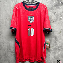Load image into Gallery viewer, 2026-27 英格蘭｜作客｜連原裝印字｜ BNWT｜World Cup 2026 ( Multiple Sizes )
