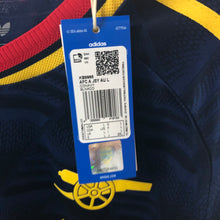 Load image into Gallery viewer, 《 拍賣貨品 》2026-27 阿仙奴｜作客長袖｜球員版｜BNWT ( L )
