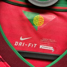 將圖片載入圖庫檢視器 《 拍賣貨品 》2014-15 葡萄牙｜主場｜#7 C朗拿度｜2014 世界盃｜95% New｜L｜2014-15 Portugal Home #7 Ronaldo World Cup 2014 ( L )
