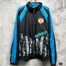將圖片載入圖庫檢視器 《原裝復刻》 1990-92 曼聯｜原裝復刻外套｜BNWT｜1990-92 Manchester United x Adidas Official Reissue Jacket ( Multiple Sizes )
