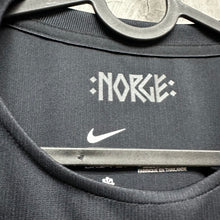 將圖片載入圖庫檢視器 2026-27 挪威｜作客｜BNWT｜2026-27 Norway Away World Cup 2026 ( Multiple Sizes )
