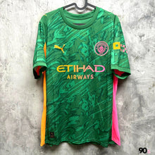 Load image into Gallery viewer, 2025-26 曼城｜GK｜ BNWT｜2025-26 Manchester City GK Green ( Multiple Sizes )
