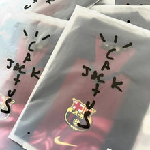 Load image into Gallery viewer, Travis Scott x 巴塞隆拿 2000/01 復刻主場特別版｜Brand New｜Travis Scott x Nike x FC Barcelona Retro 2000/01 Home Skeleton Jersey ( Multiple Sizes )
