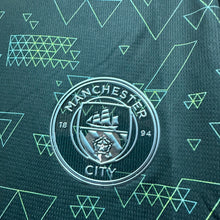 將圖片載入圖庫檢視器 2025-26 曼城｜x EAFC 第四球衣｜BNWT｜2025-26 Manchester City x EAFC 第四球衣 ( Multiple Sizes )
