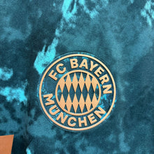 Load image into Gallery viewer, 《 拍賣貨品 》 2024-25 拜仁慕尼黑｜作客｜#9 哈利簡尼｜BNWT｜Asia L
