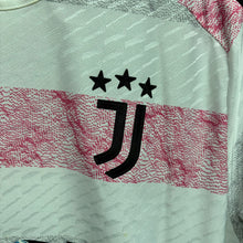 Load image into Gallery viewer, 2023-24 祖雲達斯｜作客｜#5 盧卡迪尼｜友誼賽 Full Set｜更衣室球員版｜90% New｜Size 7｜2023-24 Juventus Away #5 Locatelli Friendly Player Issue ( Size 7 )
