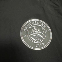 Load image into Gallery viewer, 2025-26 曼城｜作客｜球員版 Box Set｜BNWT｜2025-26 Manchester City Away Authentic Boxset  ( Multiple Sizes )
