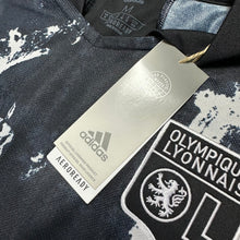 Load image into Gallery viewer, 2021-22 里昂｜第二作客｜#10 柏基達｜歐霸 Full Set｜BNWT｜M｜2021-22 Lyon Third #10 L.Paqueta Europa Version ( M )
