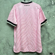 Load image into Gallery viewer, 2026-27 祖雲達斯｜作客｜球員版｜BNWT｜2026-27 Juventus Away authentic ( Multiple Sizes )
