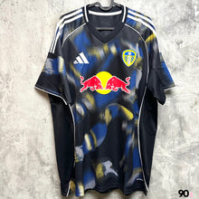 將圖片載入圖庫檢視器 2025-26 列斯聯｜第二作客｜BNWT｜2025-26 Leeds Third ( Multiple Sizes )
