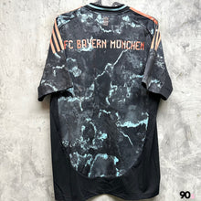 Load image into Gallery viewer, 2024-25 拜仁慕尼黑｜作客｜BNWT｜2024-25 Bayern Munich Away ( Multiple Sizes )
