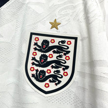 Load image into Gallery viewer, 2026-27 英格蘭｜主場｜球員版｜BNWT｜2026-27 Eng Home authentic World Cup 2026 ( Multiple Sizes )

