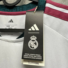 Load image into Gallery viewer, 2026-27 皇家馬德里｜主場｜BNWT｜2026-27 Real Madrid Home ( Multiple Sizes )
