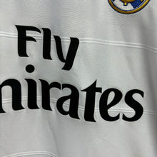 Load image into Gallery viewer, 2013-14 皇家馬德里｜主場長袖｜#7 C朗拿度｜歐聯决賽 Full Set｜BNWT｜M｜2013-14 Real Madrid Home L/S #7 Ronaldo UCL Final Version ( M )
