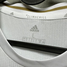 Load image into Gallery viewer, 2019-20 皇家馬德里｜主場｜球員版｜#4 沙治奧拉莫斯｜西甲 Full Set｜90% New｜L｜2019-20 Real Madrid Home #4 Sergio Ramos La Liga Version authentic  ( L )
