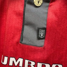 將圖片載入圖庫檢視器 1996-98 曼聯｜主場｜90% New｜M｜1996-98 Manchester United Home ( M )
