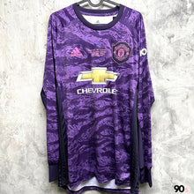 將圖片載入圖庫檢視器 2019-20 曼聯｜GK｜#1 舒米高｜vs FC Bayern Legends｜BNWT｜M｜2019-20 Manchester United GK #1 Schmeichel vs FC Bayern Legends Set ( M )
