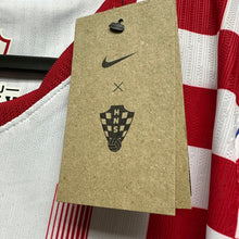 將圖片載入圖庫檢視器 2026-27 克羅地亞｜主場｜球員版｜BNWT｜2026-27 Croatia Home authentic World Cup 2026 ( Multiple Sizes )
