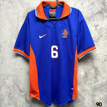 將圖片載入圖庫檢視器 1997-98 荷蘭｜作客｜球員版｜#6｜95% New ｜M｜1997-98 Holland Away Authentic #6 ( M )
