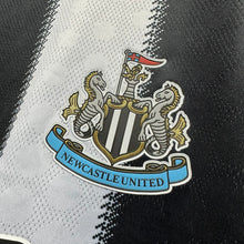 將圖片載入圖庫檢視器 2025-26 紐卡素｜主場｜球員版｜BNWT｜ 2025-26 Newcastle Home Authentic ( Multiple Sizes )
