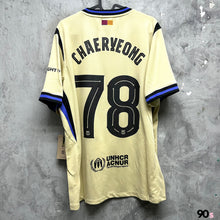 Load image into Gallery viewer, 2025-26 巴塞隆拿｜作客｜ 連 ITZY 印字｜BNWT｜2025-26 Barcelona Away with ITZY printing  ( Multiple Sizes )
