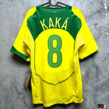 將圖片載入圖庫檢視器 《原裝復刻》 2004 巴西｜主場復刻｜連印字｜BNWT｜2004 Brazil Home Official Reissue with Printing ( Multiple Sizes )
