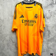將圖片載入圖庫檢視器 2024-25 皇家馬德里｜作客｜連歐聯字章｜BNWT｜2024-25 Real Madrid Away with UCL Version ( Multiple Sizes )
