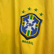 Load image into Gallery viewer, 2000-01 巴西｜長袖Training 外套｜90% New｜L｜2000-01 Brazil Training L/S ( L )
