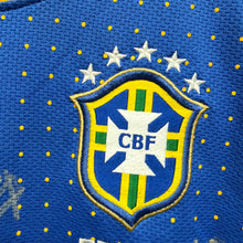 Load image into Gallery viewer, 【 Autograph 】 2010-11 巴西｜作客｜隊伍親筆簽名｜95% New｜L ｜ 2010-11 Brazil Away Team Autograph ( L )
