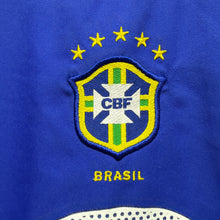 Load image into Gallery viewer, 2004-06 巴西｜作客｜#8 卡卡｜90% New｜XL ｜ 2004-06 Brazil Away #8 Kaka ( XL )
