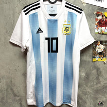 Load image into Gallery viewer, 2018-19 Argentina | Home | #10 Messi | 90% New | JP L | 2018-19 Argentina Home #10 Messi (JP L)
