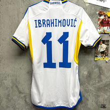 Load image into Gallery viewer, 2022-23 Sweden｜Guest｜Fans Edition｜With original printing｜2022-23 Sweden Away with Official Nameset (Fans)
