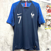 Load image into Gallery viewer, 2018 France｜Single Star Home｜Player Edition｜#7 Kishavin｜95% New｜M｜2018 France Home Vapor 1 Star #7 Griezmann (M) 
