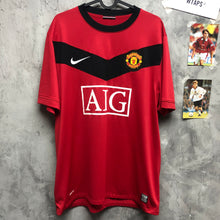 Load image into Gallery viewer, 2009-10 Manchester United | Home | #9 Berbatov (L) | 90% New | L | 2009-10 Manchester United Home #9 Berbatov (L)
