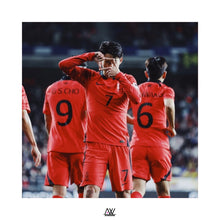 Load image into Gallery viewer, 2022-23 South Korea | Home | Player Version | #7 Son Heung-min | BNWT | M | 2022-23 South Korea Home Vapor Player Version #7 HM Son (M)
