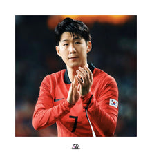 Load image into Gallery viewer, 2022-23 South Korea | Home | Player Version | #7 Son Heung-min | BNWT | M | 2022-23 South Korea Home Vapor Player Version #7 HM Son (M)
